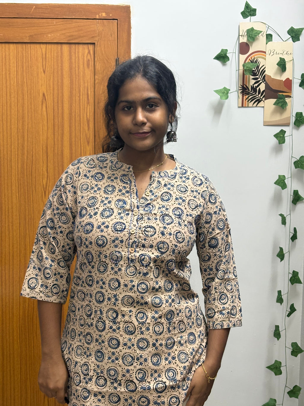 Sandal blue short top