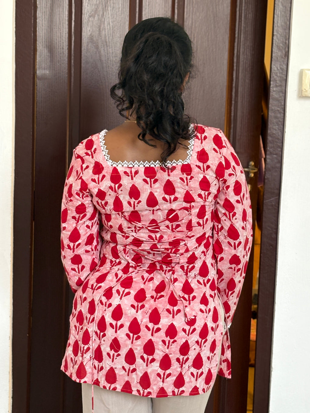Rose Butta Lace corset back kurti