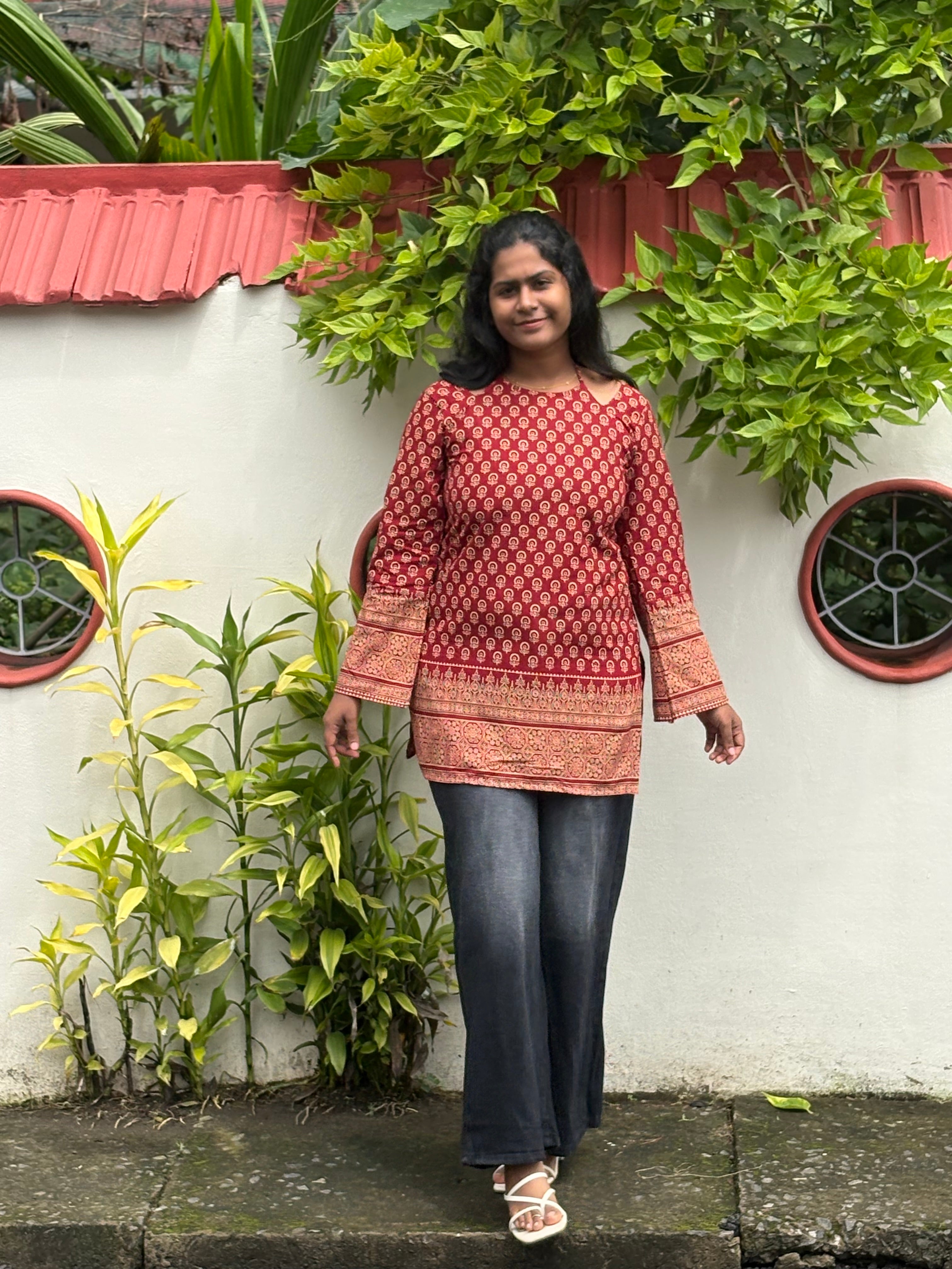 Red butta Corset back kurti