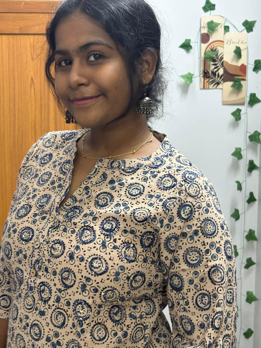 Sandal blue short top