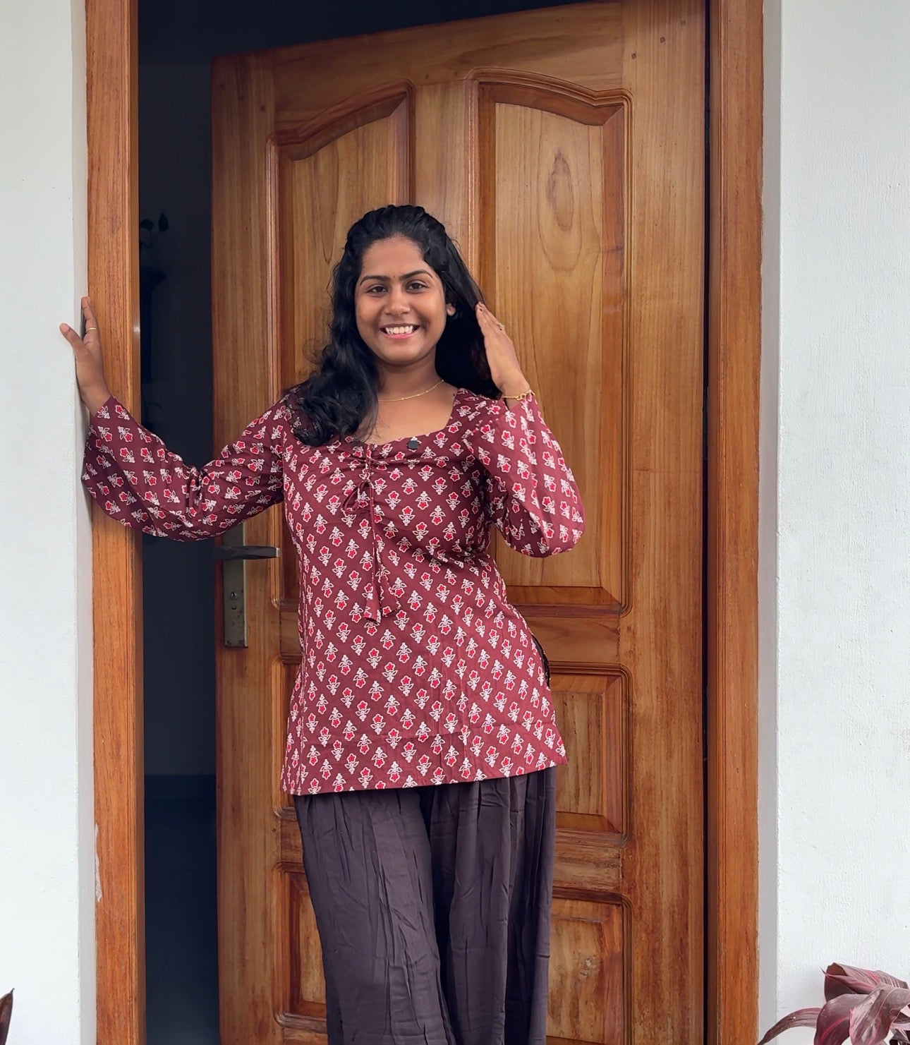 Maroon butta front adjustable Corset back Kurti