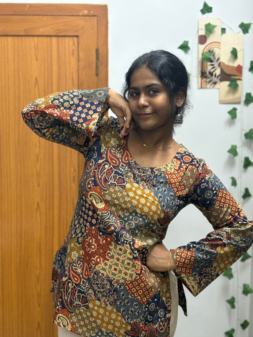 Patch work feel short top