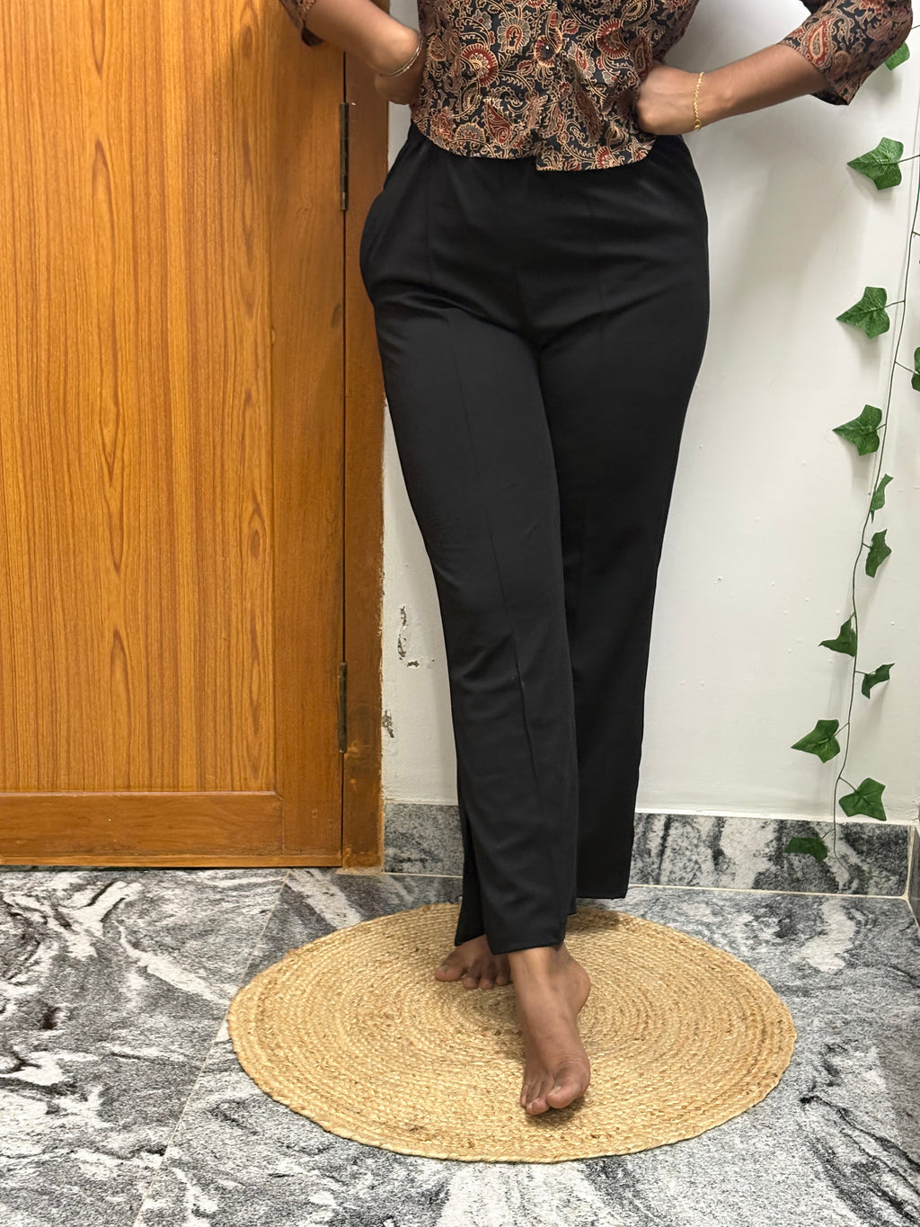 Lycra Side Slit Pant