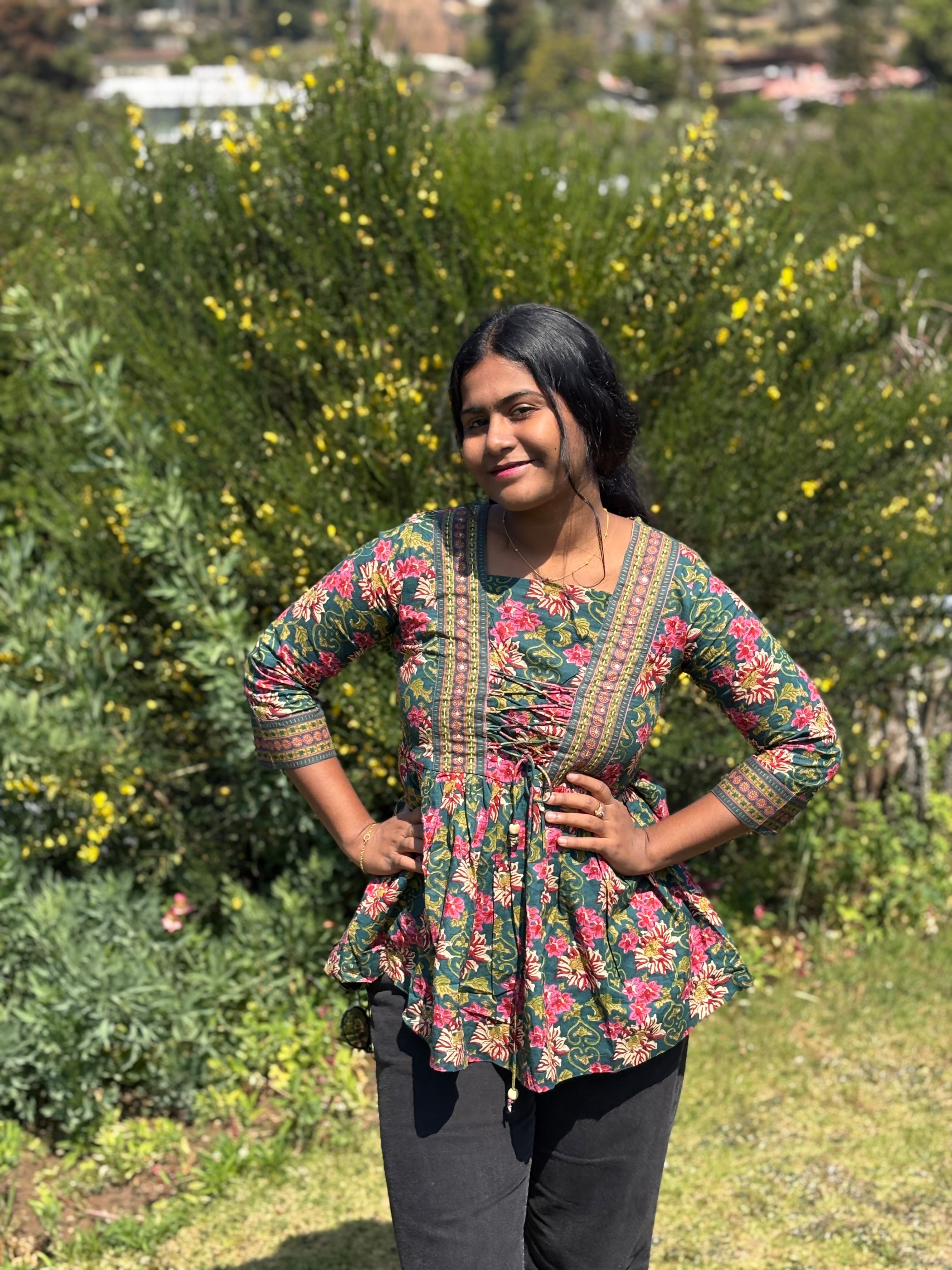 Green Front knot Peplum Top