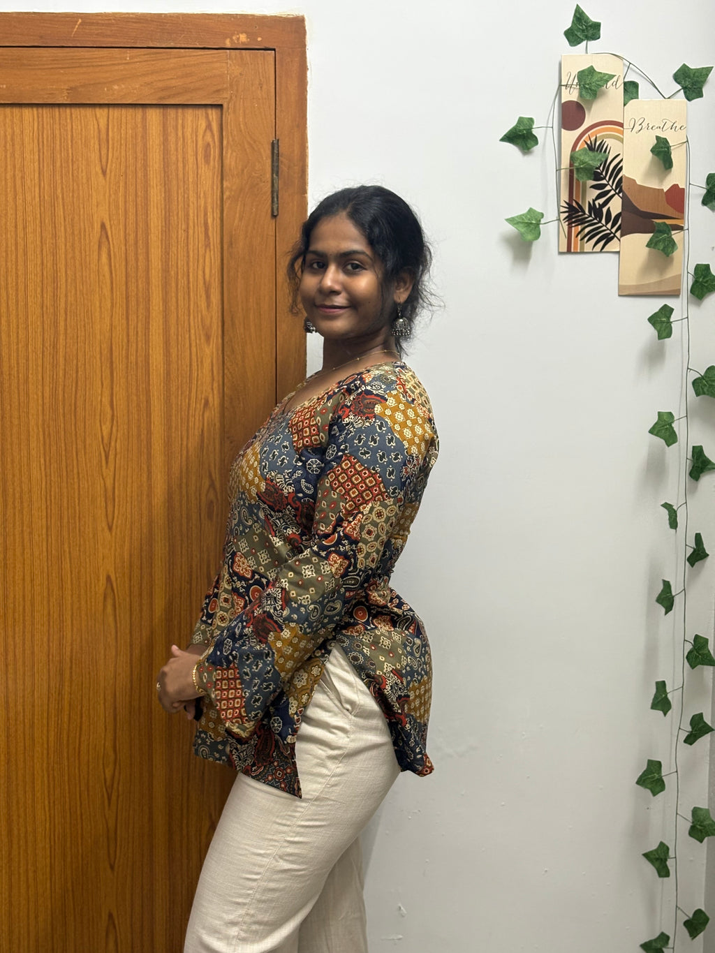 Patch work feel short top