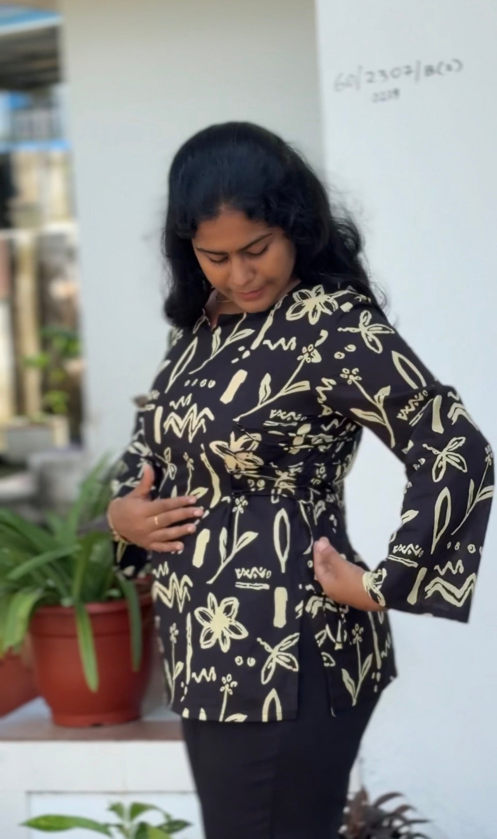 Black Side Adjuster kurti